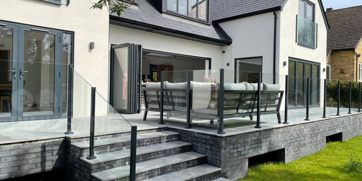 The Rise of Glass Balustrades: A Modern Twist on Safety and Aesthetics