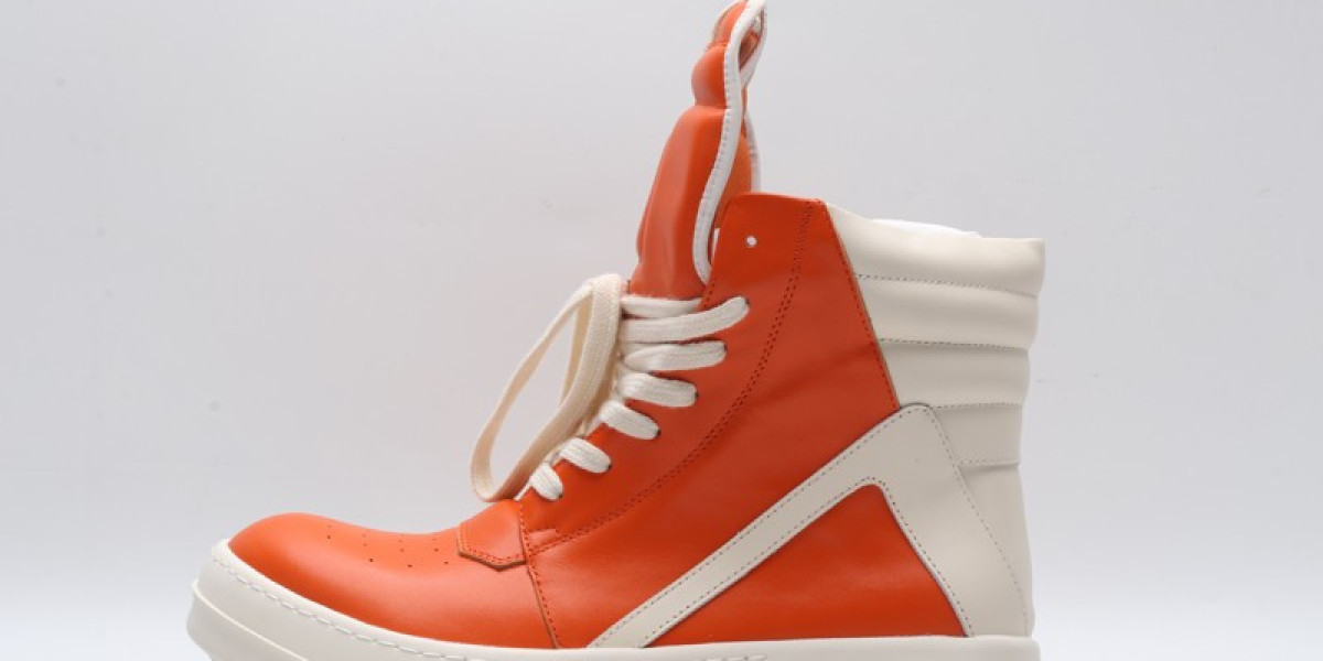 Replica Sneaker dm180