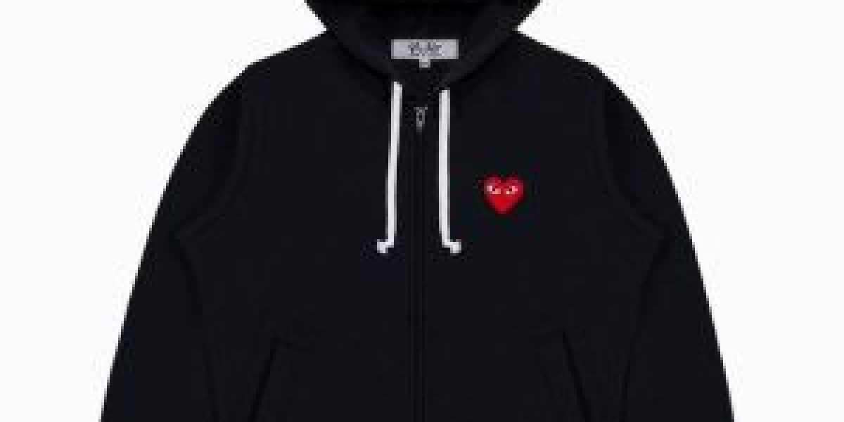 CDG Hoodie Statement Pieces: Redefining Streetwear Boldness