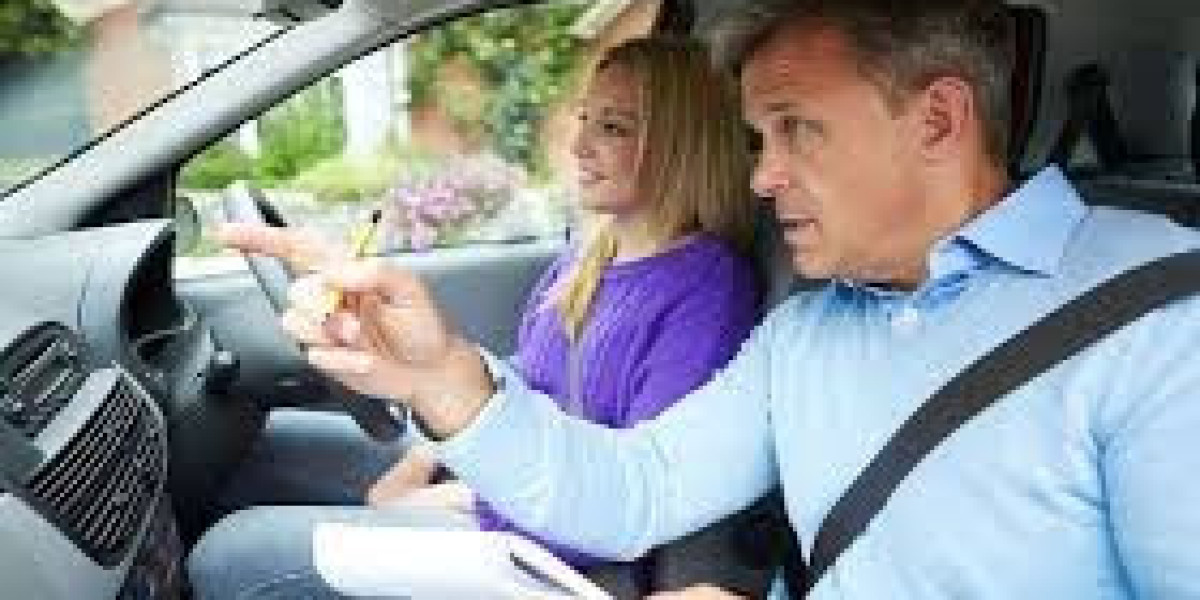 Driving Lessons in Kingswood – Learn to Drive with Confidence