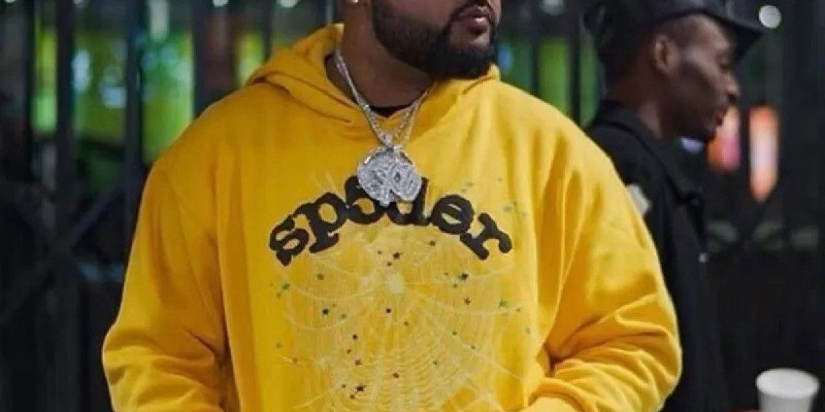 Everyday Outfits That Shine with a Sp5der Hoodie