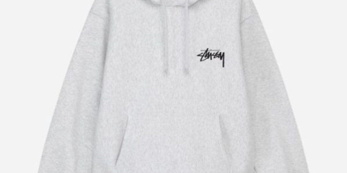 Street Cool Reloaded with Stussy Shirts