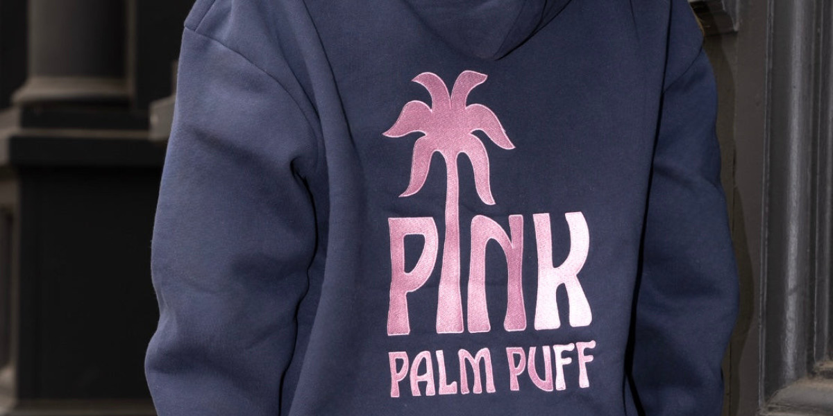 Pink Palm Puff: The Soft Aesthetic Taking Over Modern Fashion