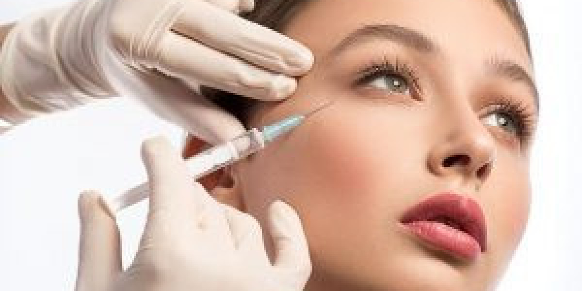 Hyaluronic Acid Fillers in Dubai: The Beauty Essential