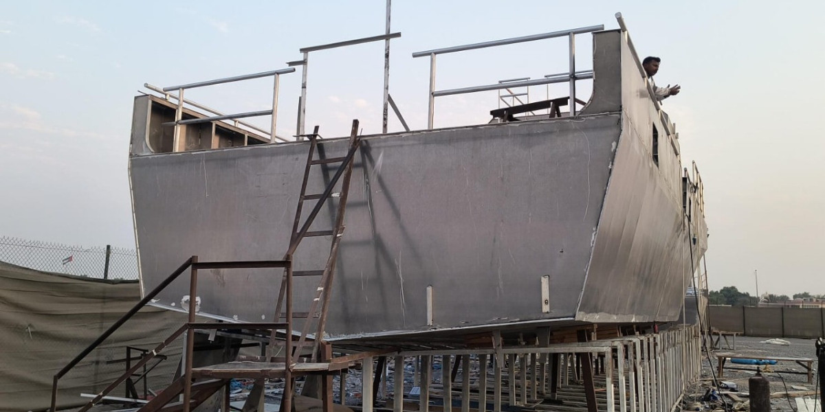 How Aluminium Boat Builders Are Revolutionizing Modern Marine Design